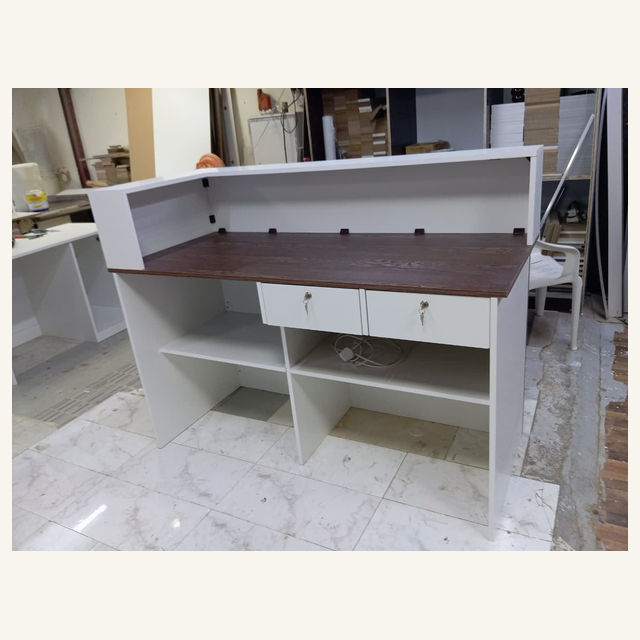 Craft Masters project: Custom Wooden Workstation With Drawers