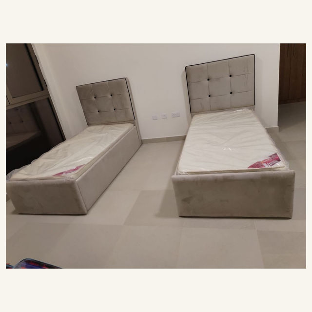 Craft Masters project: Two Single Upholstered Beds